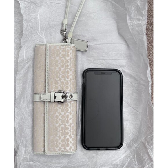 Coach Ivory Long Wallet Wristlet - Picture 11 of 11